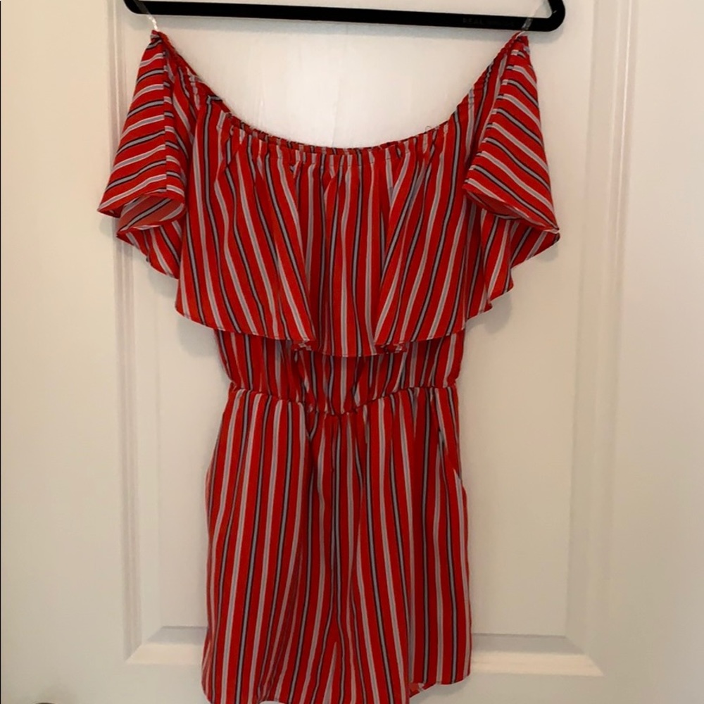 Soprano flouncy romper